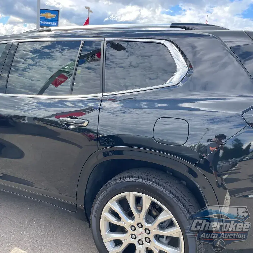 2024 GMC Acadia Denali
