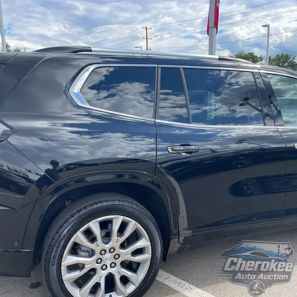 2024 GMC Acadia Denali