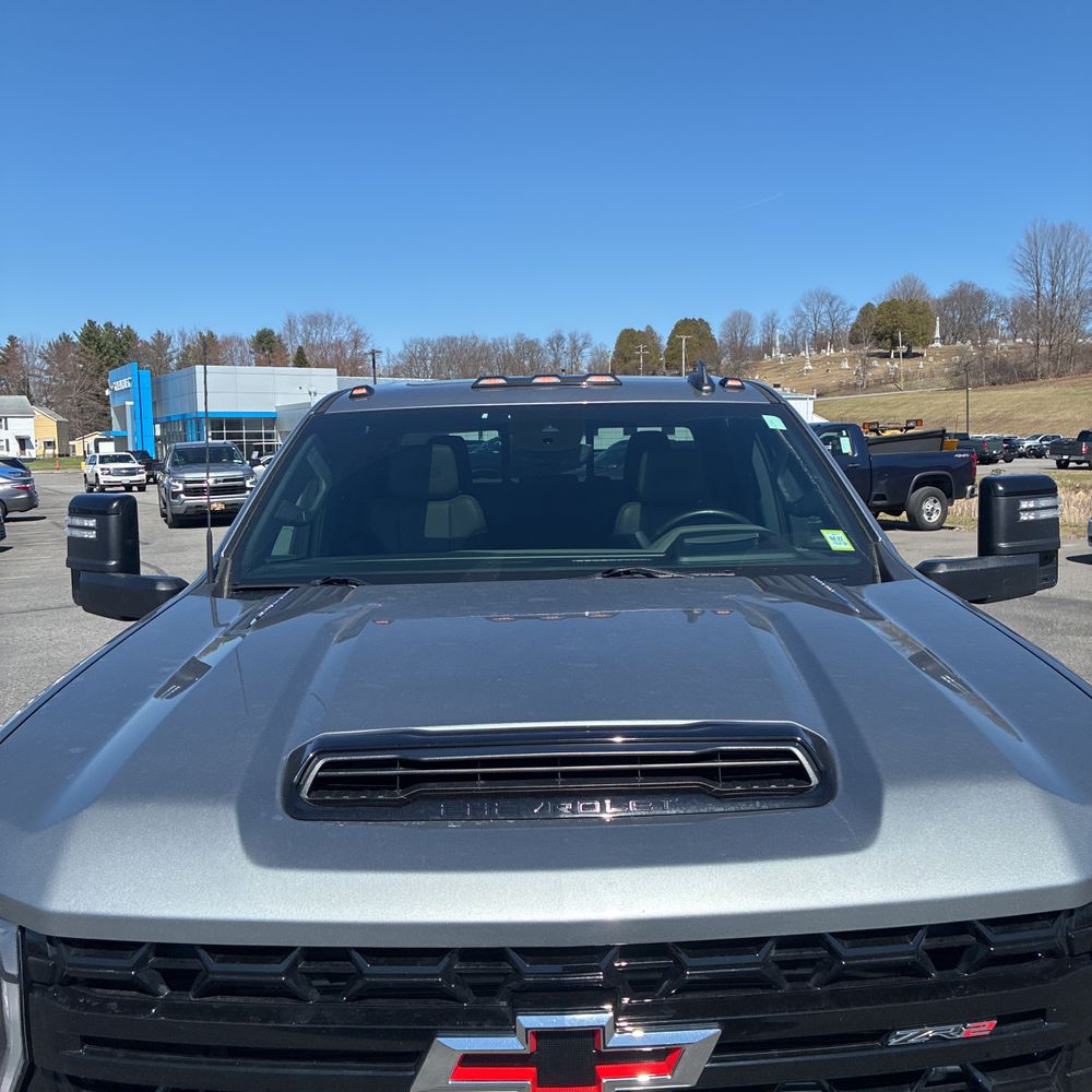 2025 Chevrolet Silverado 2500HD ZR2