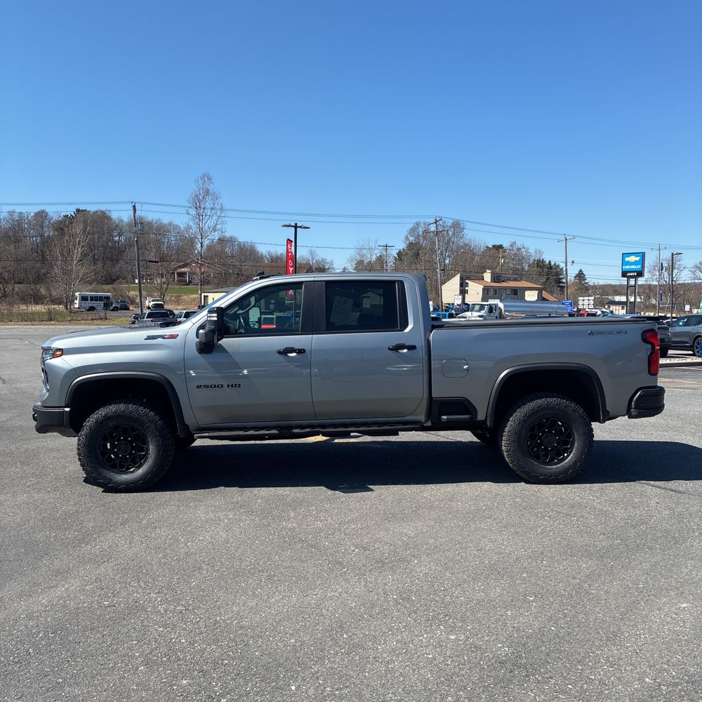 2025 Chevrolet Silverado 2500HD ZR2
