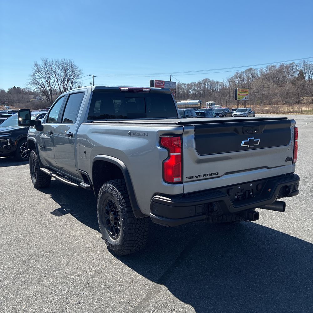 2025 Chevrolet Silverado 2500HD ZR2