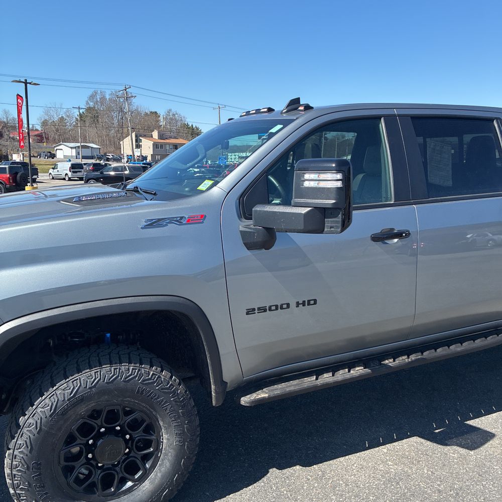 2025 Chevrolet Silverado 2500HD ZR2
