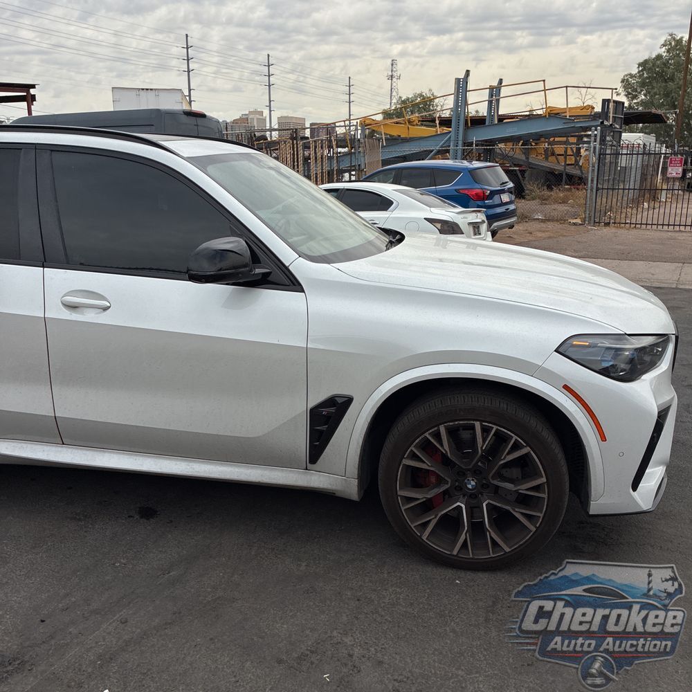 2022 BMW X5 M Base