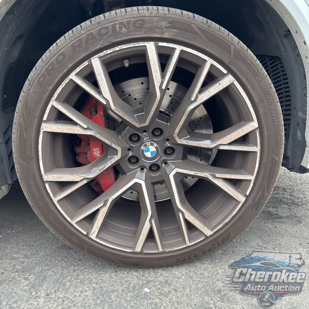 2022 BMW X5 M Base