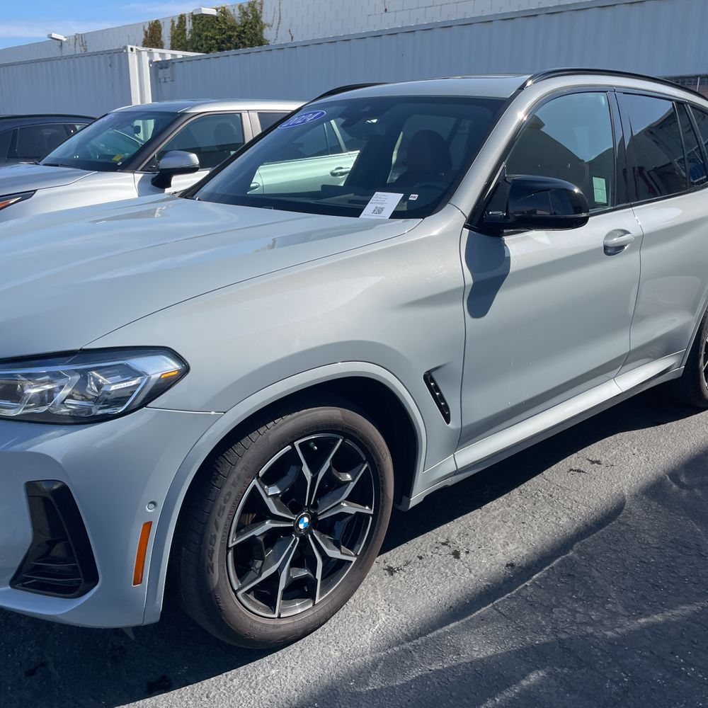 2024 BMW X3 M40i
