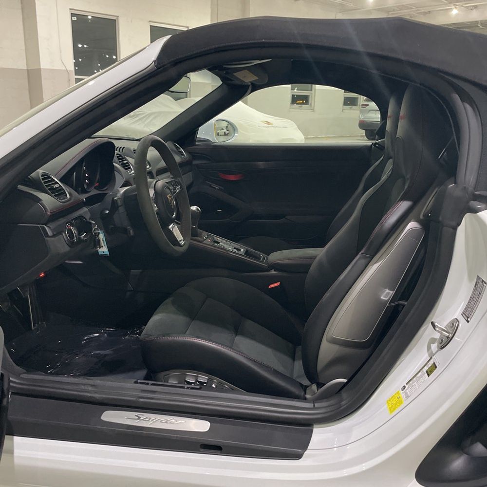 2021 Porsche 718 Boxster Spyder