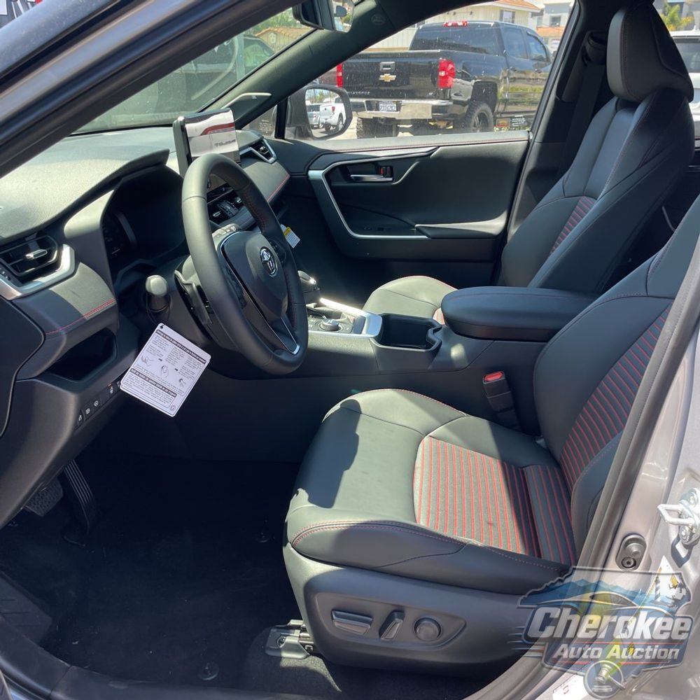 2025 Toyota RAV4 Plug-in Hybrid XSE