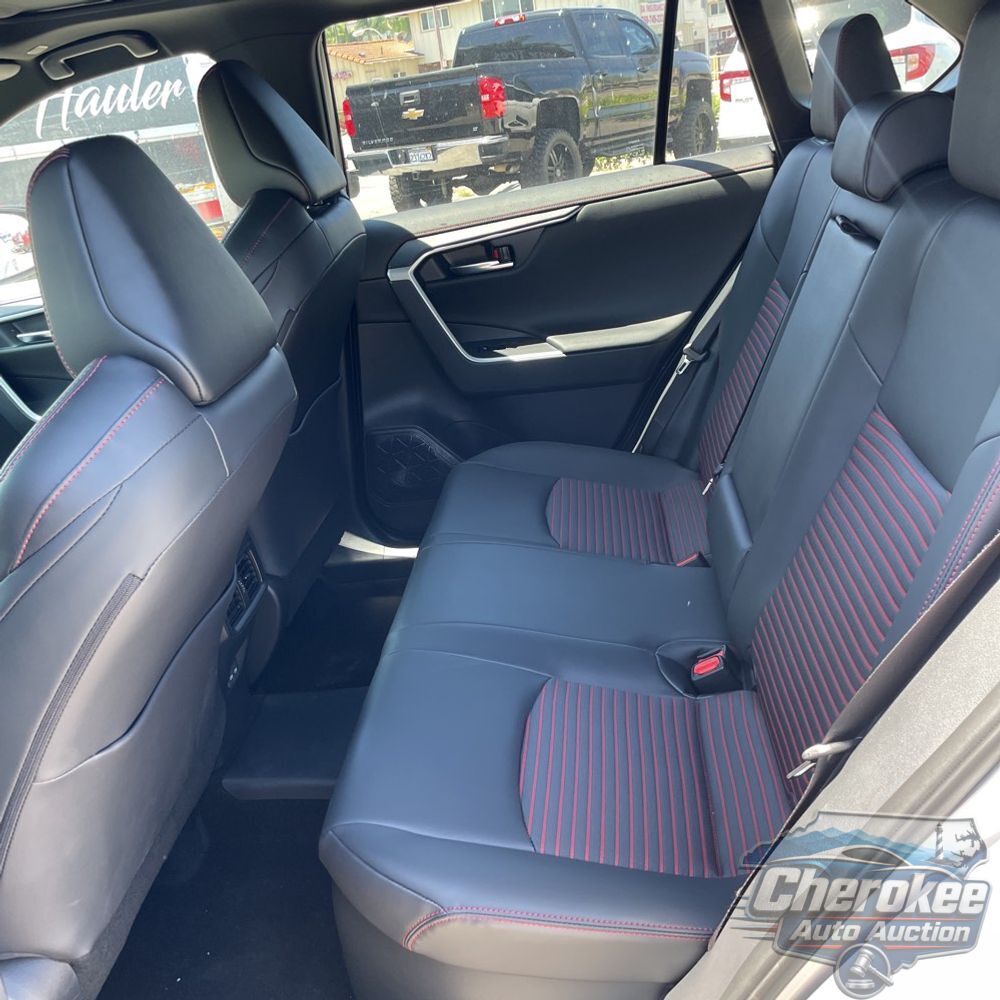 2025 Toyota RAV4 Plug-in Hybrid XSE