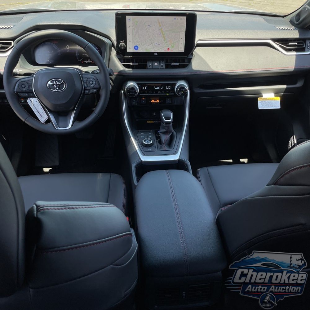 2025 Toyota RAV4 Plug-in Hybrid XSE