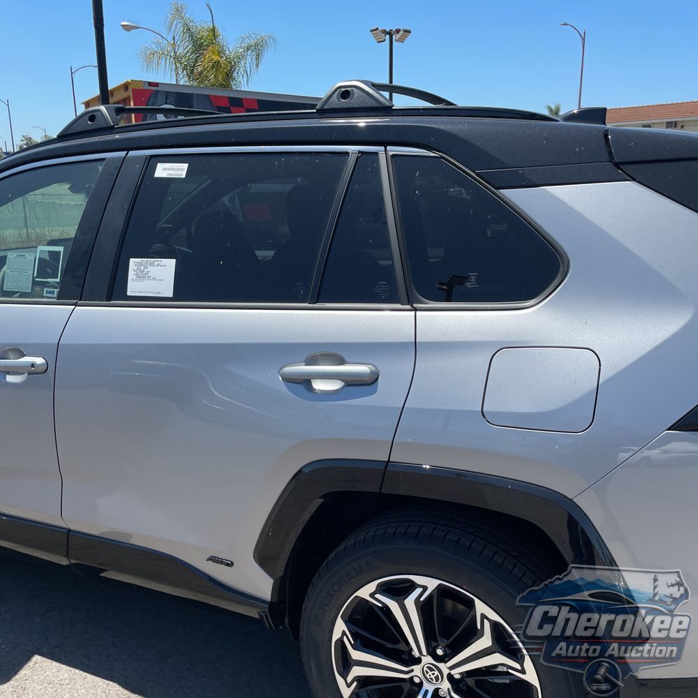 2025 Toyota RAV4 Plug-in Hybrid XSE