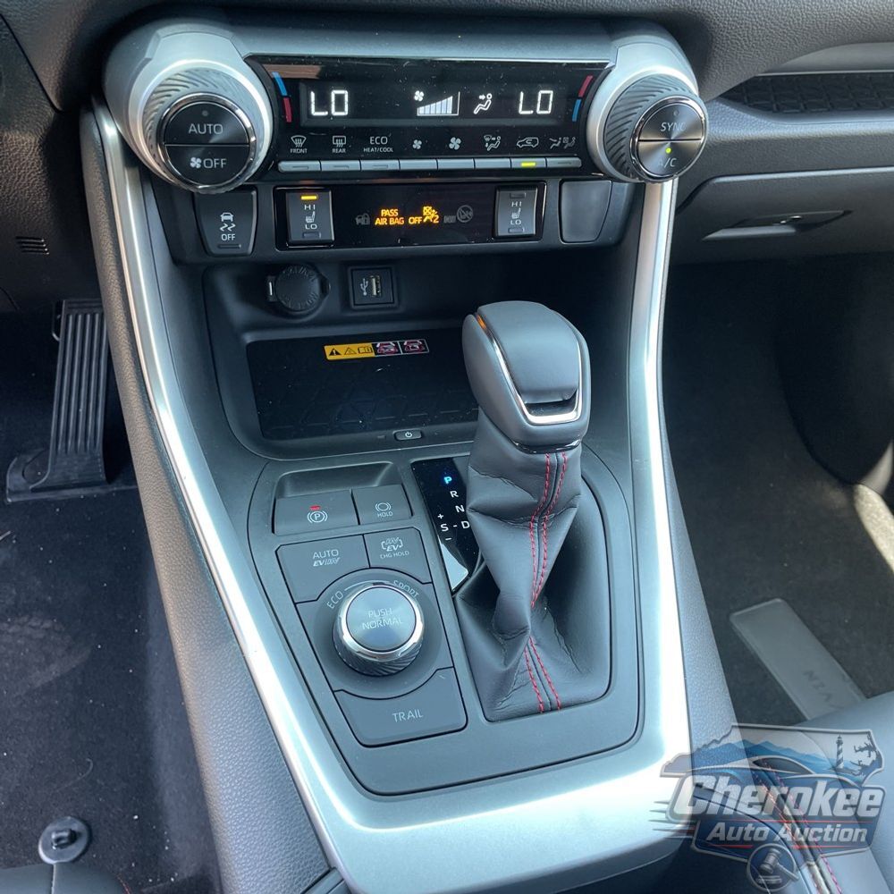 2025 Toyota RAV4 Plug-in Hybrid XSE