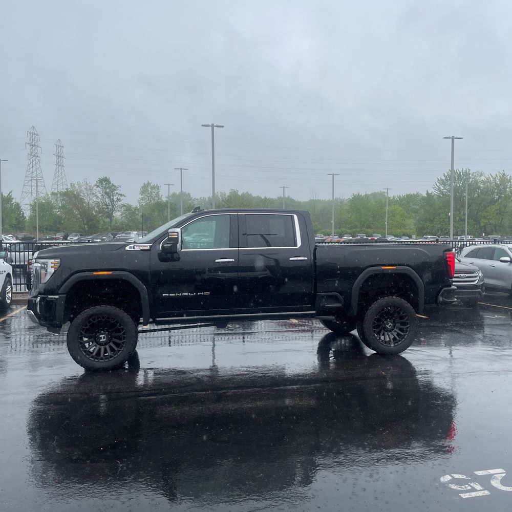 2024 GMC Sierra 2500HD Denali