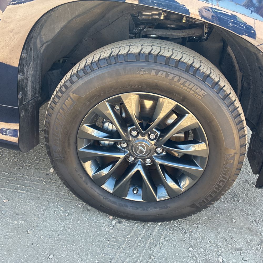 2023 Lexus GX 460 Base
