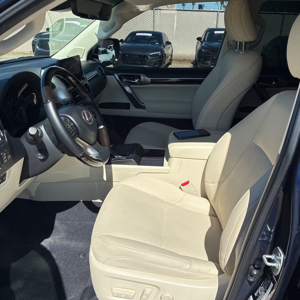 2023 Lexus GX 460 Base