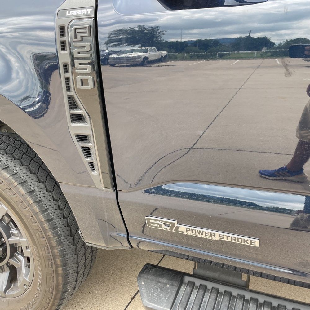 2023 Ford F-250 Super Duty Lariat