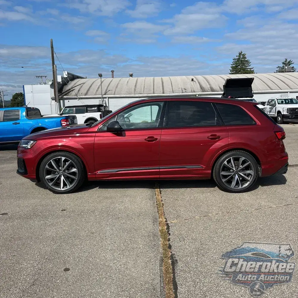 2024 Audi SQ7 Prestige