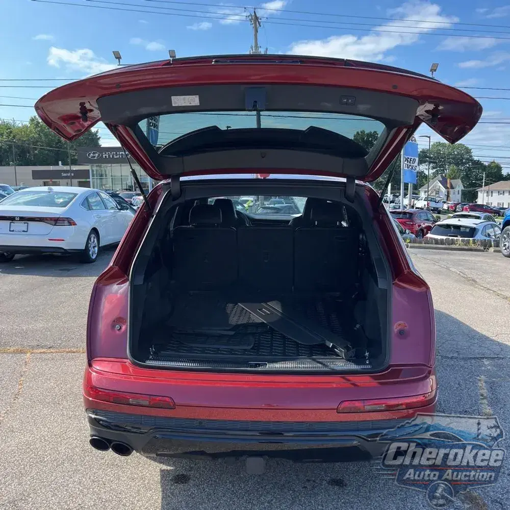2024 Audi SQ7 Prestige