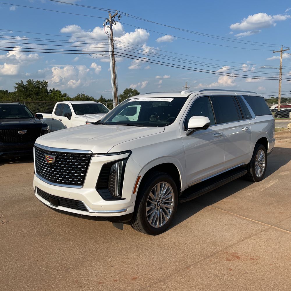 2025 Cadillac Escalade ESV