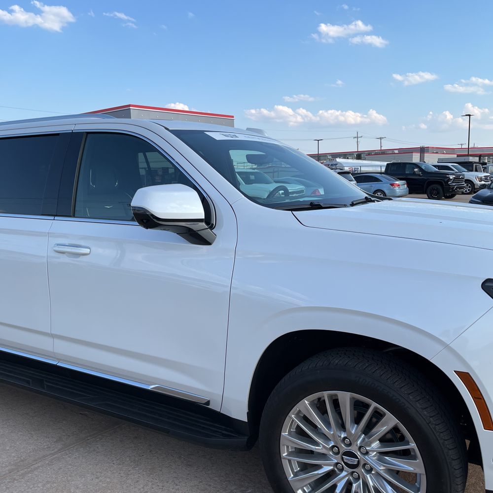 2025 Cadillac Escalade ESV Premium Luxury