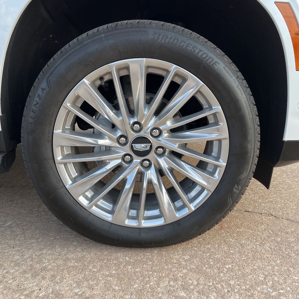 2025 Cadillac Escalade ESV Premium Luxury