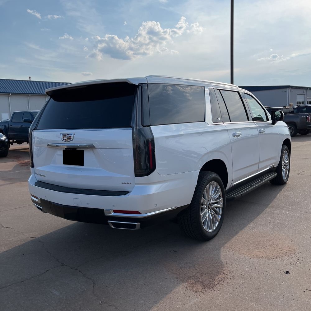 2025 Cadillac Escalade ESV Premium Luxury