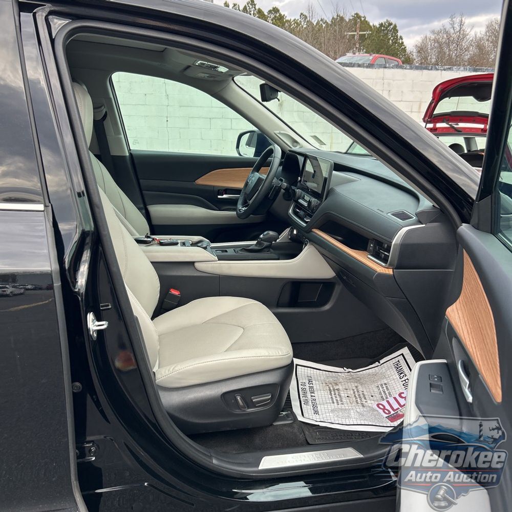 2024 Toyota Grand Highlander Platinum