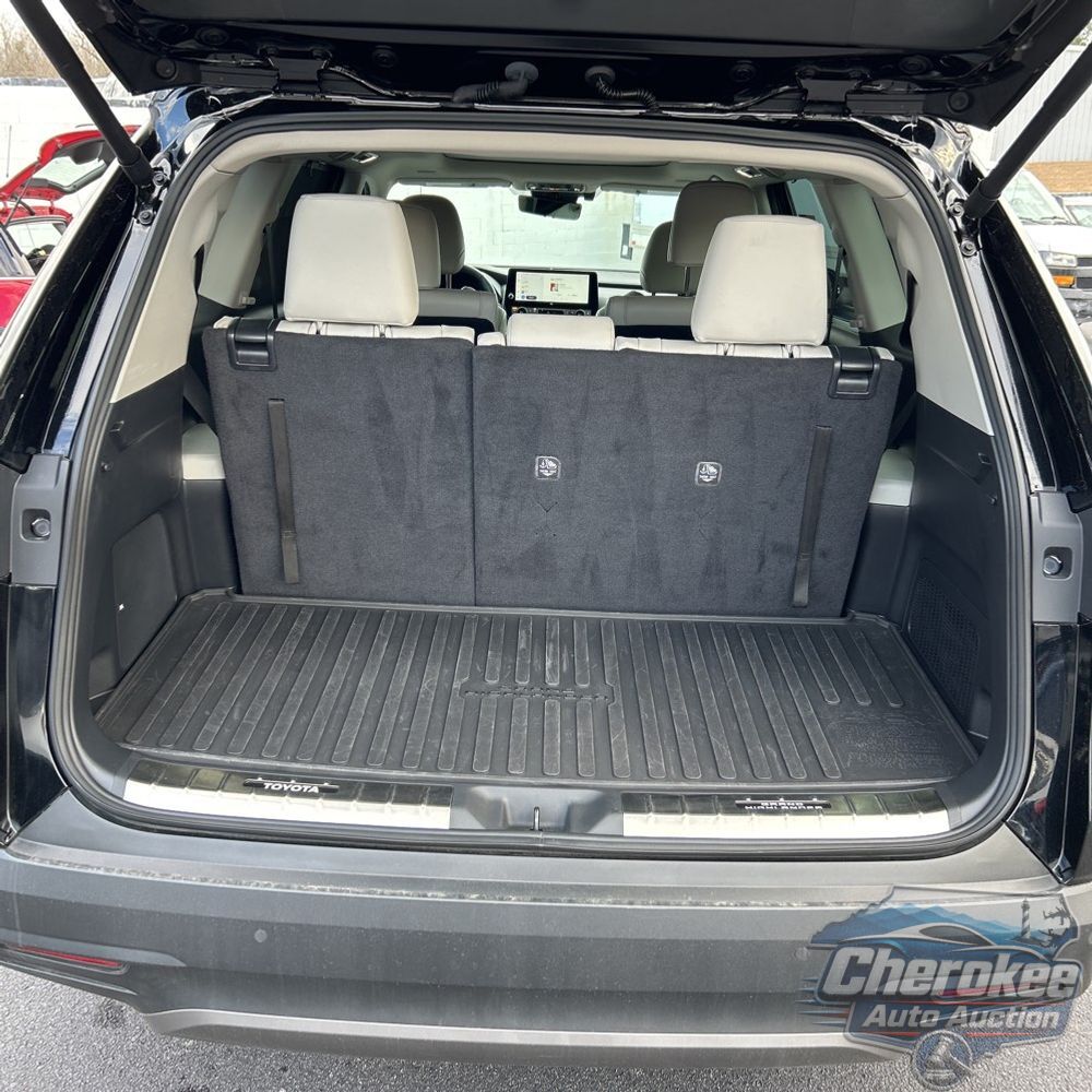 2024 Toyota Grand Highlander Platinum