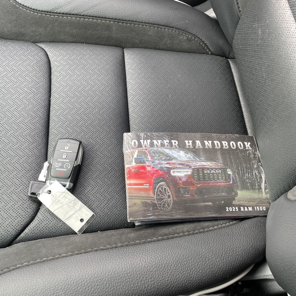 2025 Ram 1500 Laramie