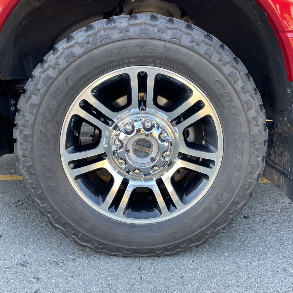 2022 Ford F-350 Super Duty Platinum