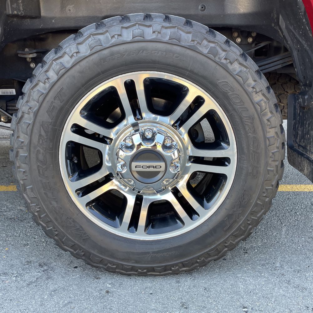 2022 Ford F-350 Super Duty Platinum