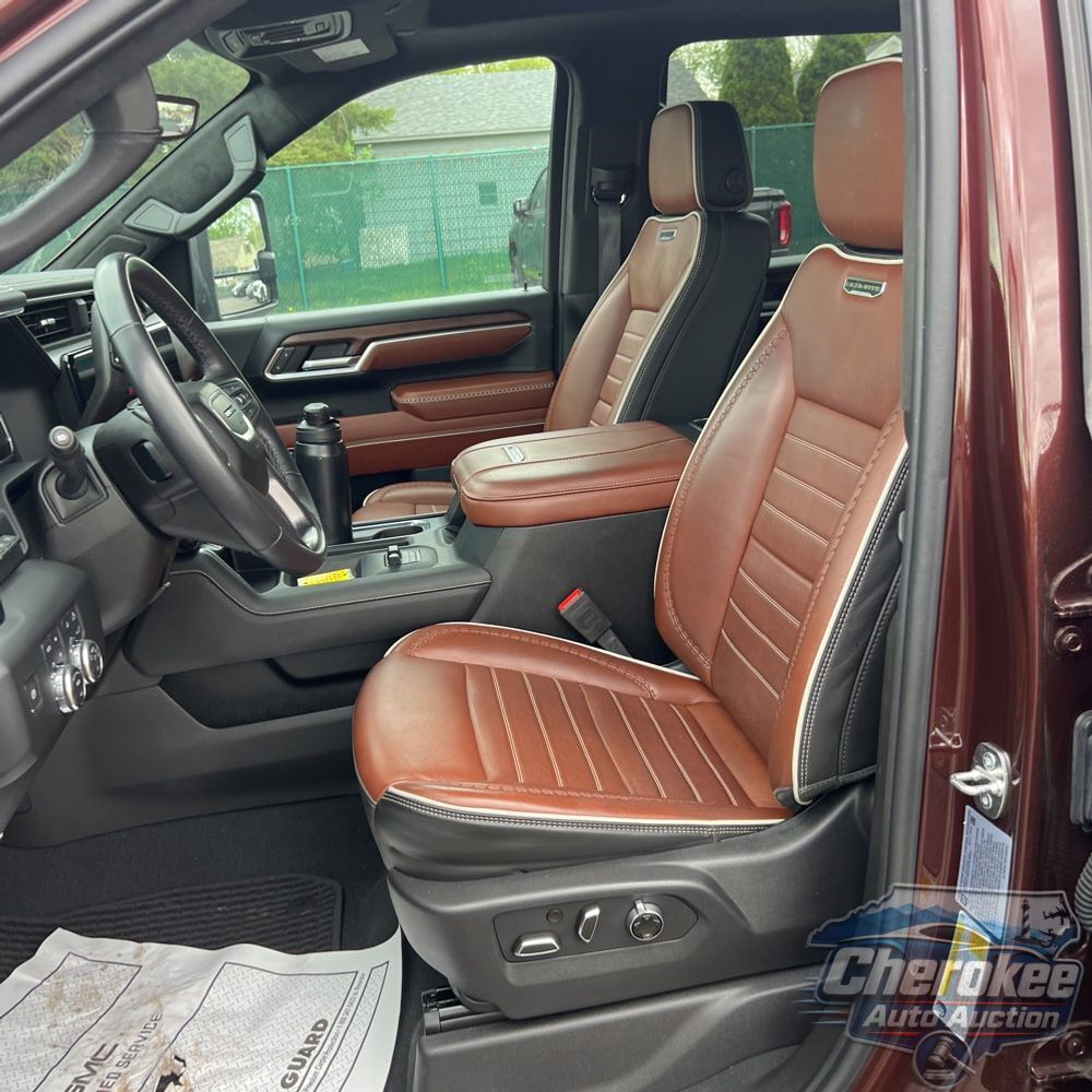 2024 GMC Sierra 3500HD Denali Ultimate