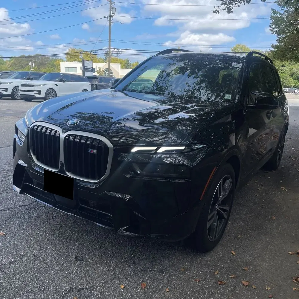 2023 BMW X7
