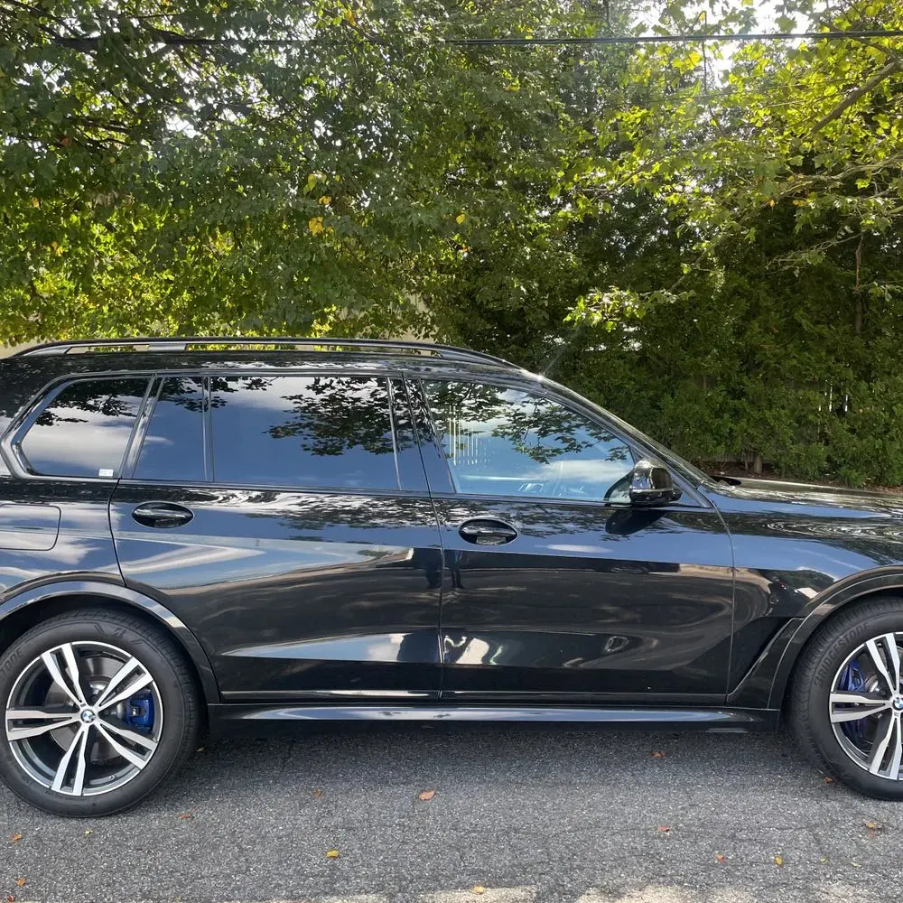 2023 BMW X7 M60i