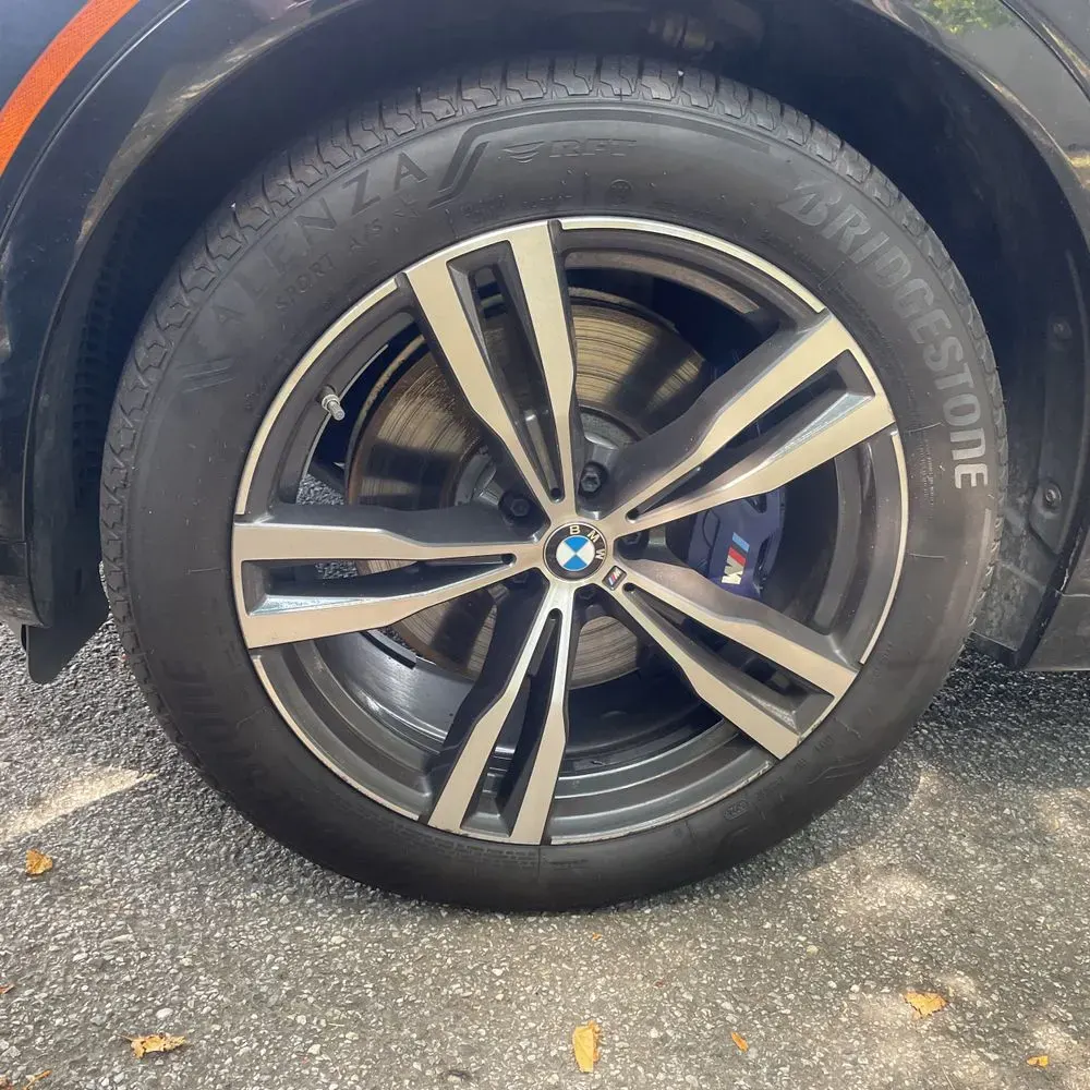 2023 BMW X7 M60i