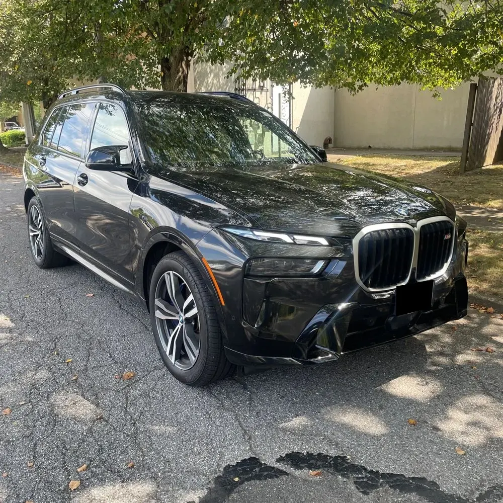 2023 BMW X7 M60i