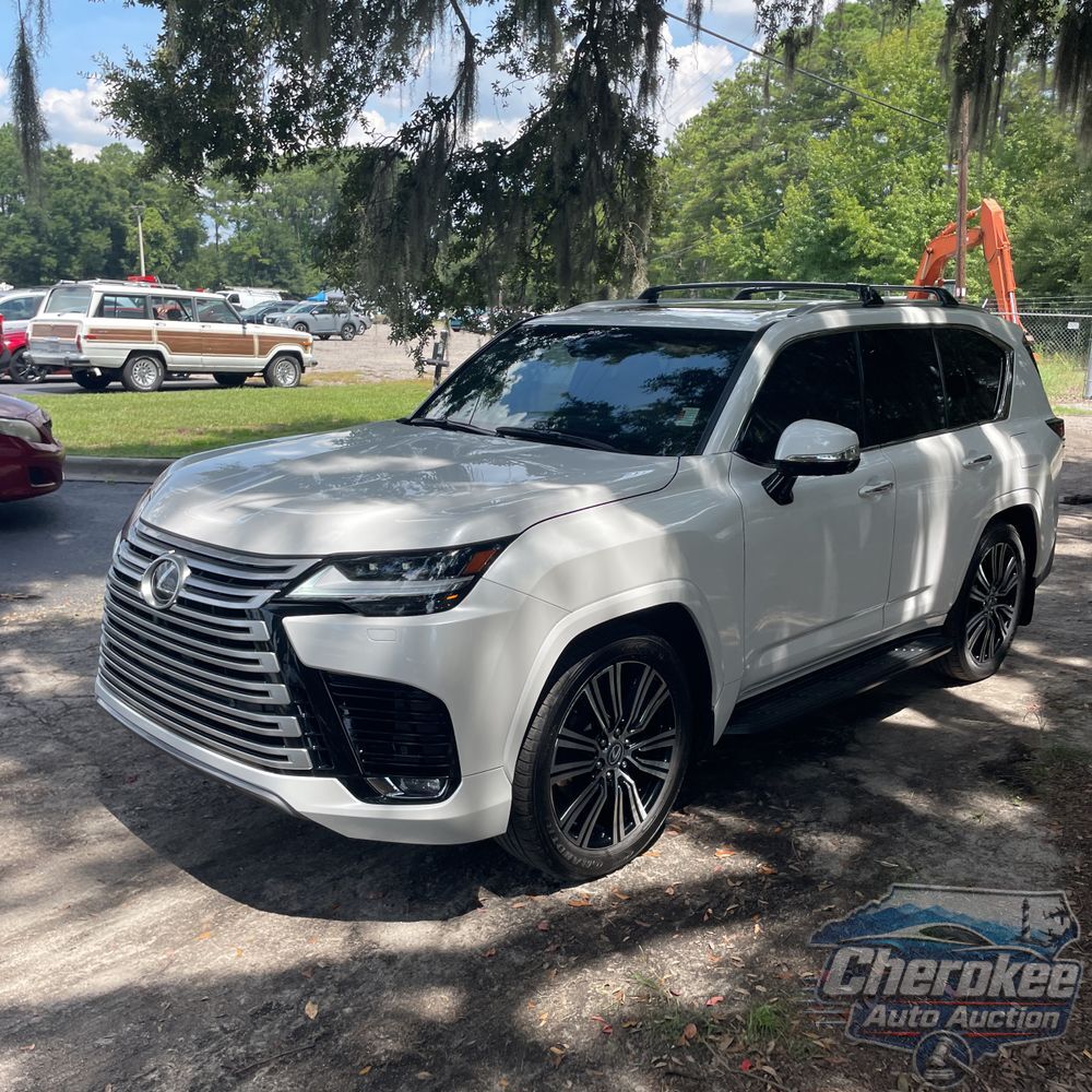 2024 Lexus LX 600 Luxury