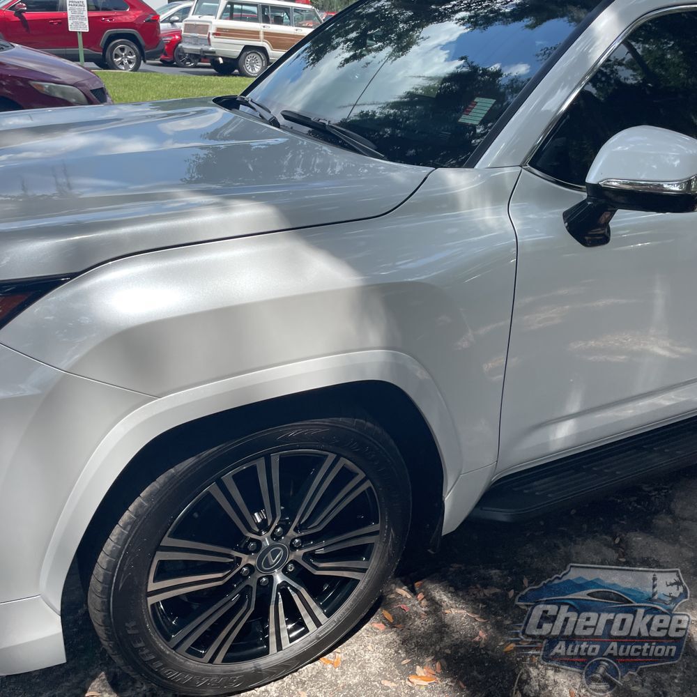 2024 Lexus LX 600 Luxury