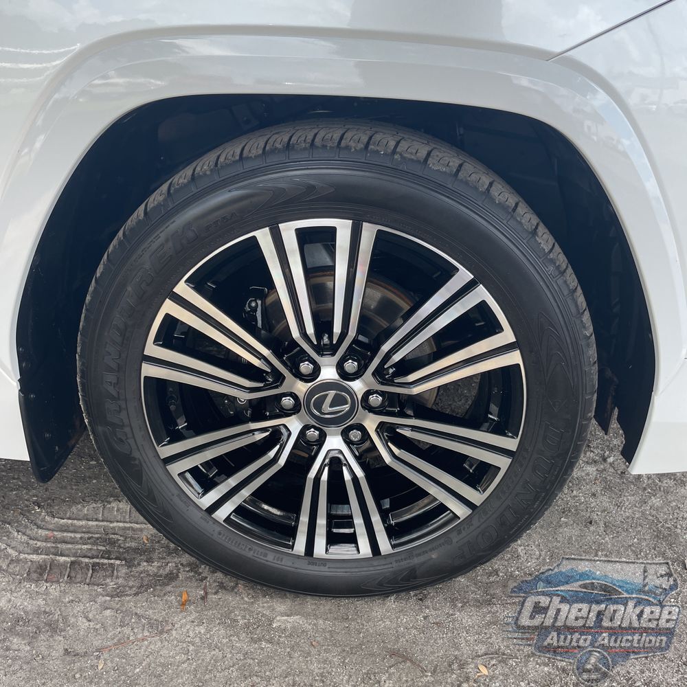2024 Lexus LX 600 Luxury