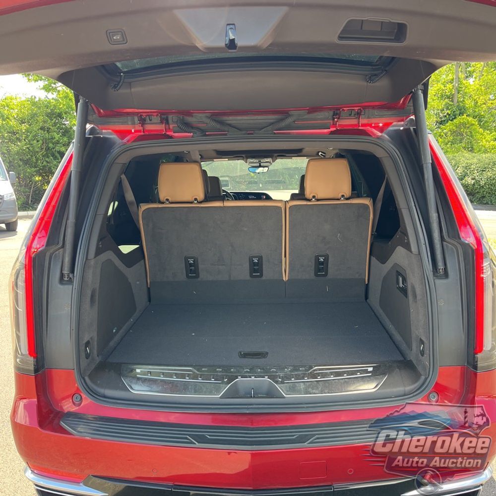 2023 Cadillac Escalade ESV Premium Luxury