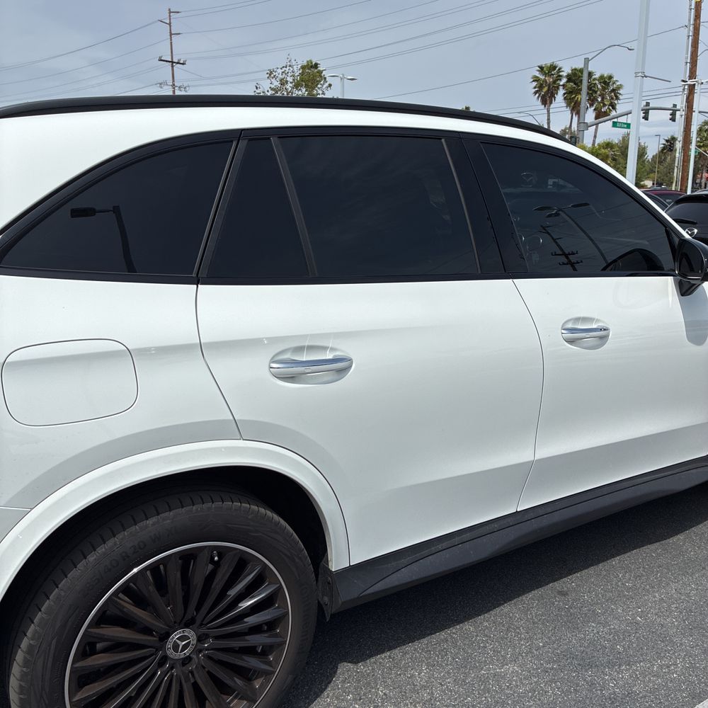 2025 Mercedes-Benz GLC 350e 4MATIC