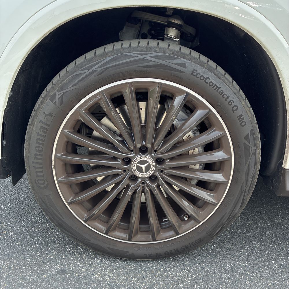 2025 Mercedes-Benz GLC 350e 4MATIC