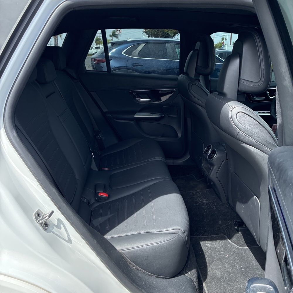 2025 Mercedes-Benz GLC 350e 4MATIC