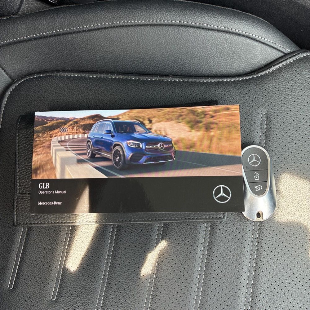 2025 Mercedes-Benz GLC 350e 4MATIC