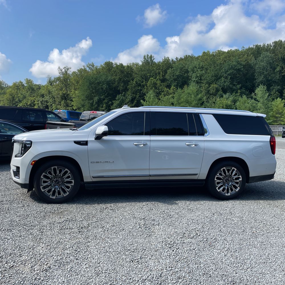 2023 GMC Yukon XL Denali Ultimate