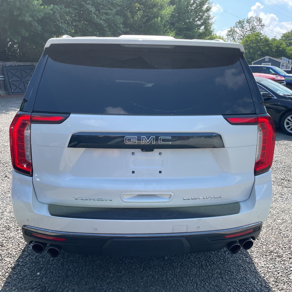 2023 GMC Yukon XL Denali Ultimate