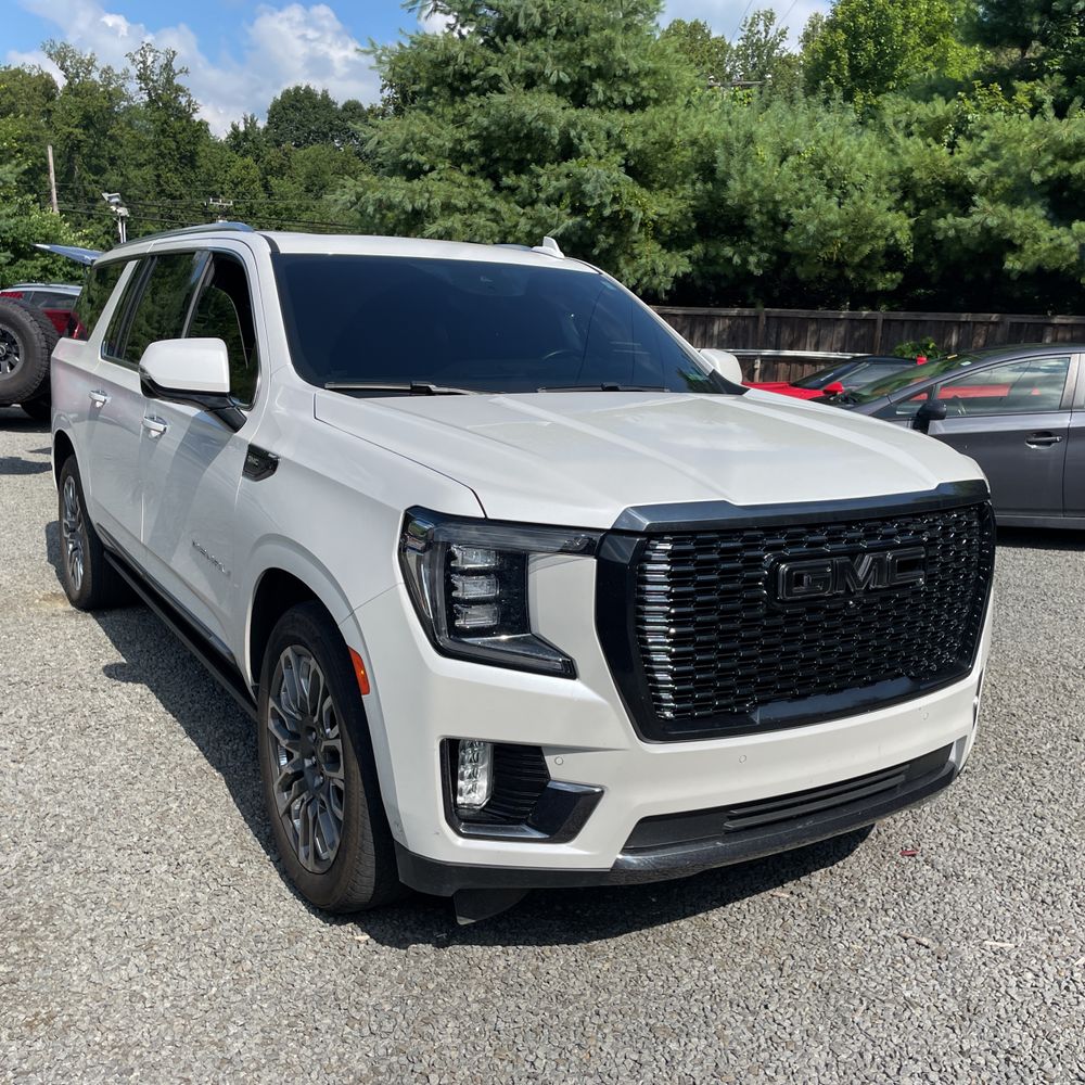 2023 GMC Yukon XL Denali Ultimate