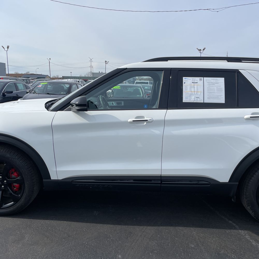 2024 Ford Explorer ST