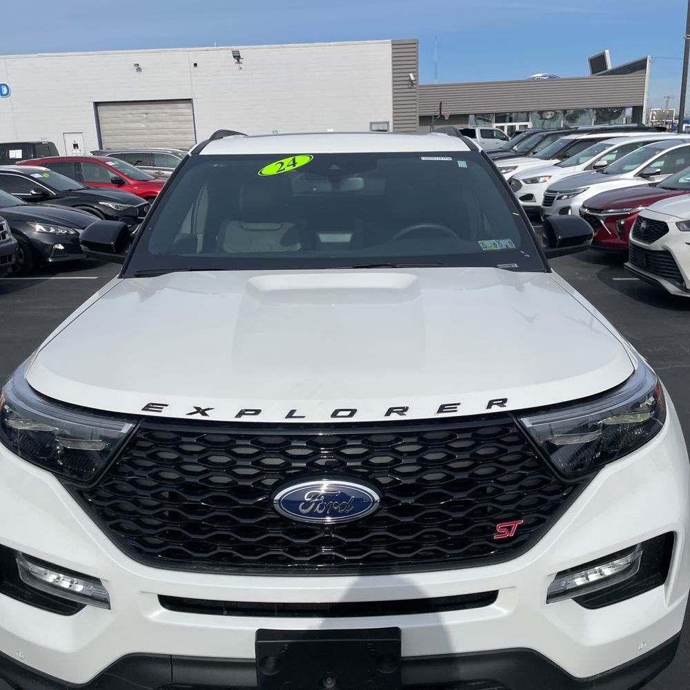 2024 Ford Explorer ST