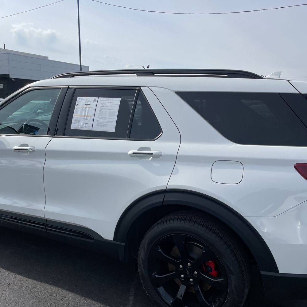 2024 Ford Explorer ST