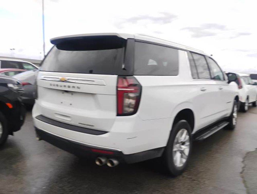 2023 Chevrolet Suburban Premier